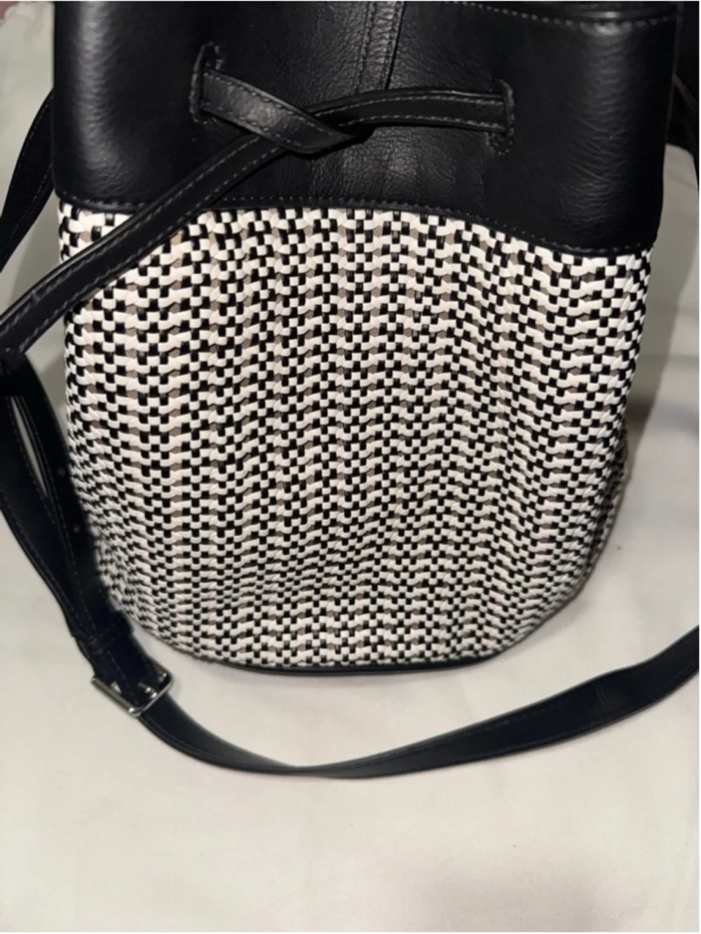 Talbots Woven Bucket Bag Black White Crossbody Boho Coastal Chic Purse